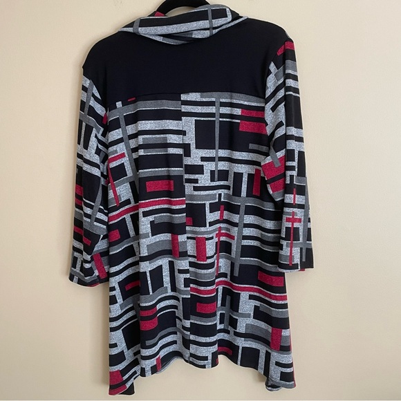 Avenue Women's 3/4 Sleeve Scoop Neck Top with Scarf Grey Black Red Size 18/20 - Picture 4 of 10